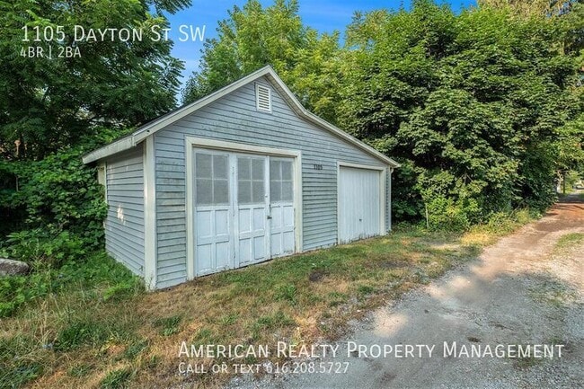 Building Photo - 1105 Dayton St SW