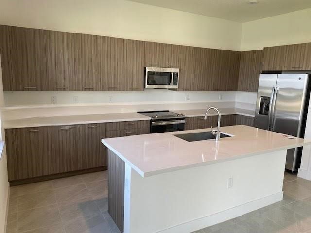 Building Photo - 4435 SW 174th Ave