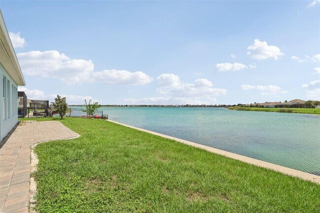 Building Photo - 343 Blue Cypress Dr