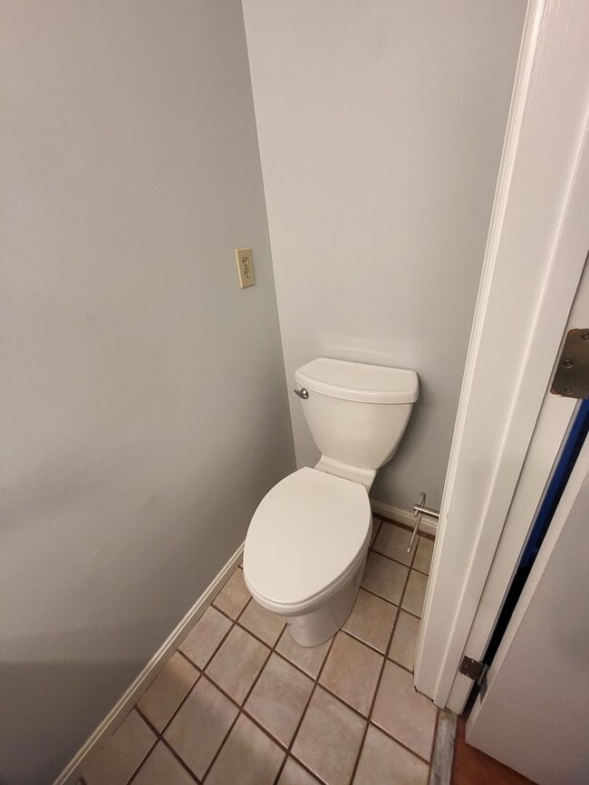 Building Photo - Well Maintained 3 Bedroom Townhome in East Lampeter Township