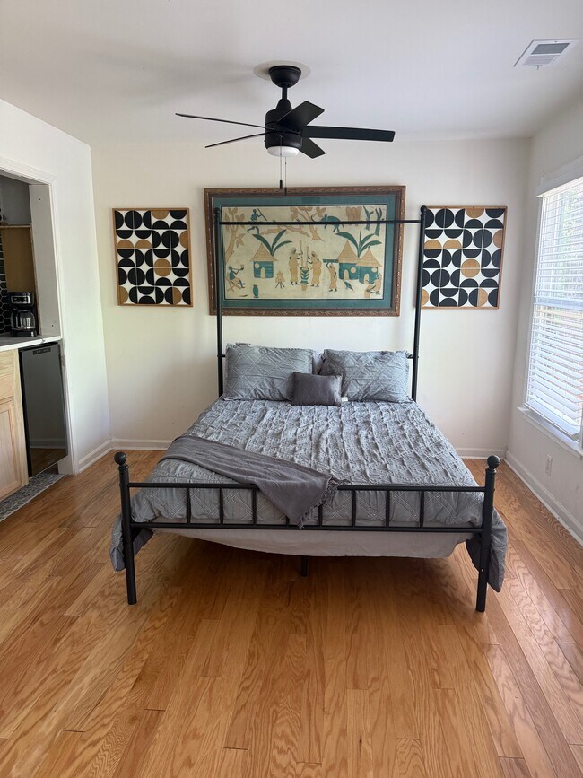 Building Photo - 2019 Pryor Rd SW