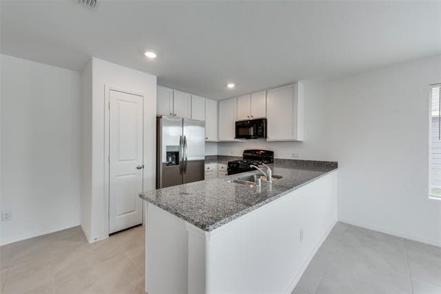 Building Photo - 7813 Thornton Dr