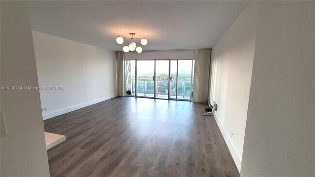 Building Photo - 2451 Brickell Ave