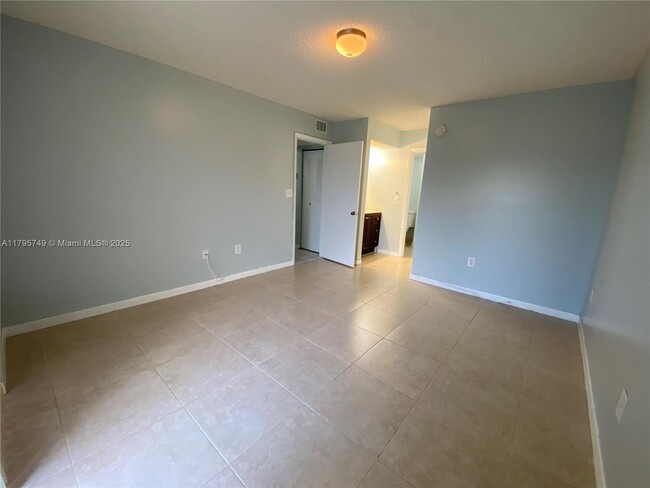 Building Photo - 8560 SW 212th St
