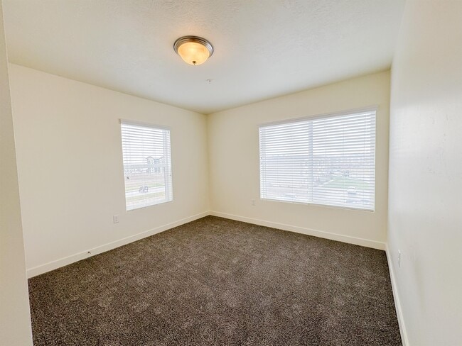 Building Photo - 531 S 850 E