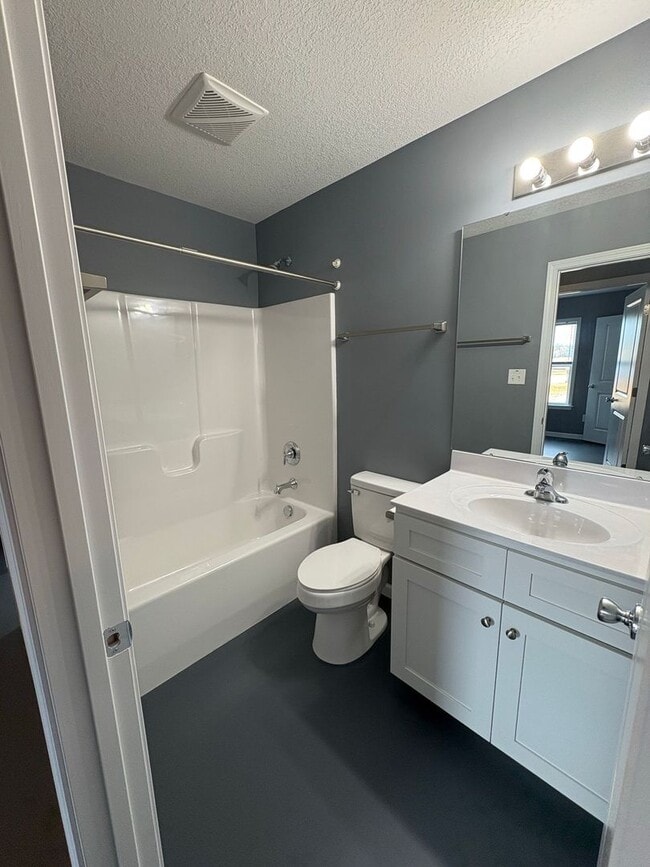 Building Photo - Great home!