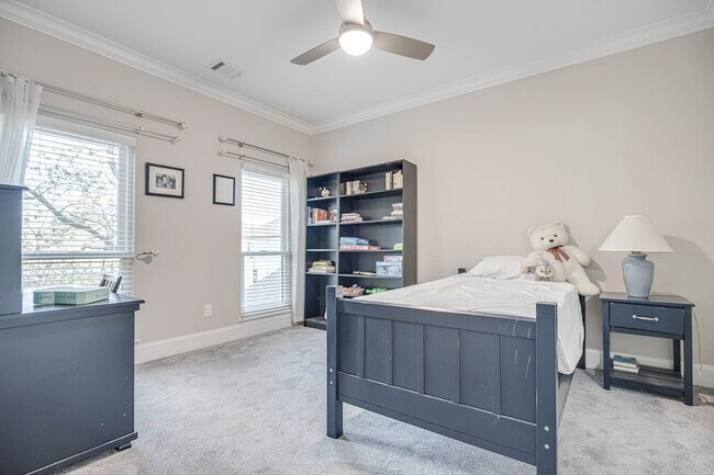 Building Photo - 4701 Inker St