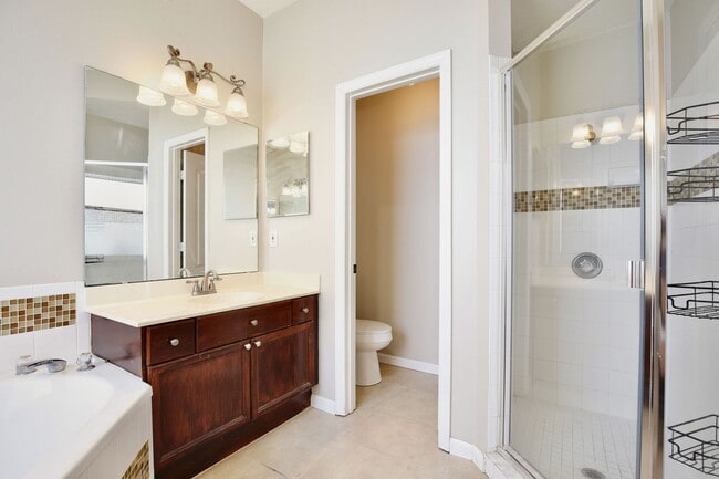 Building Photo - 15601 Bay Vista Dr