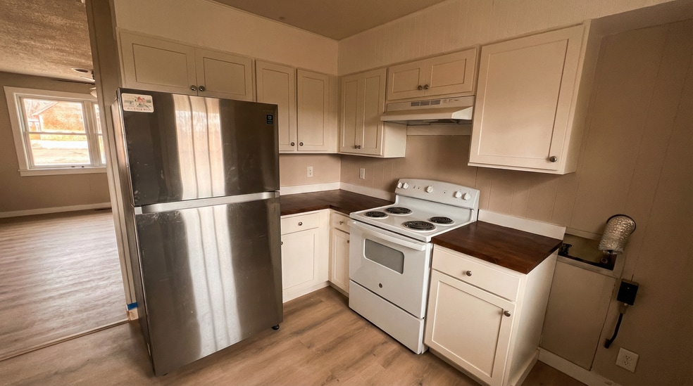 Building Photo - 2904 Patrick Ave