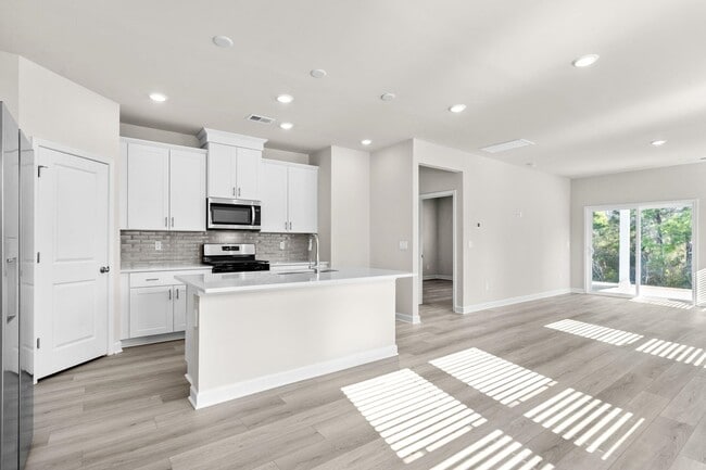 Building Photo - 2048 Copper Crk Lp