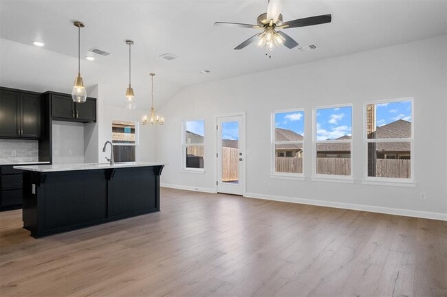 Building Photo - 3400 Piney River Dr