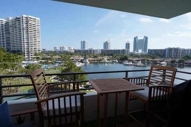 Primary Photo - 500 Three Islands Boulevard
