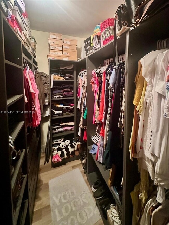 Building Photo - 407 SW 5th St