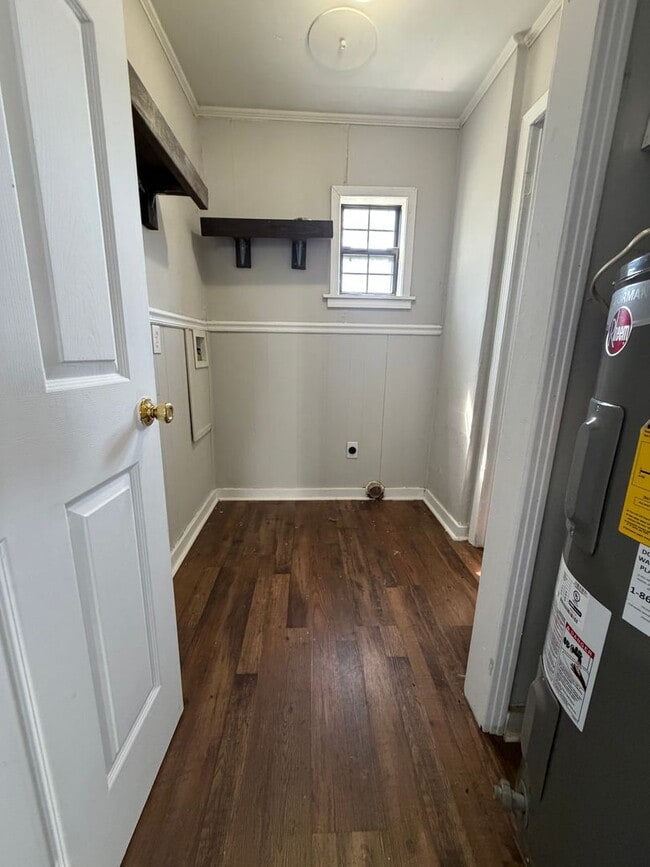 Building Photo - 00746