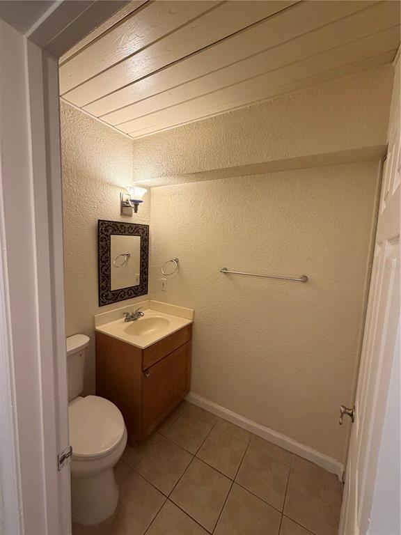 Building Photo - 792 E Michigan St