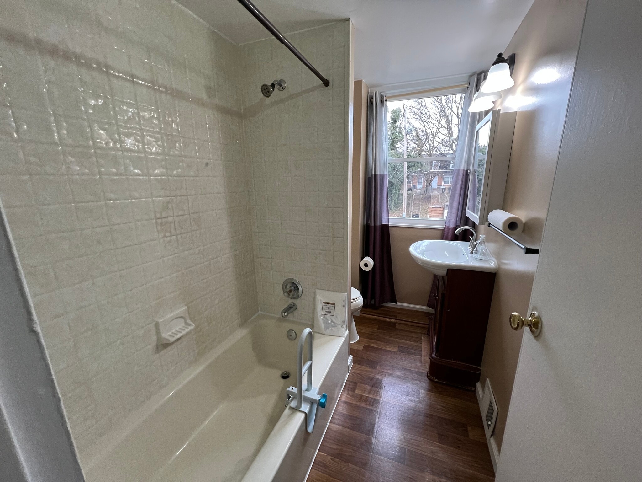 Building Photo - 7202 Sindall Rd