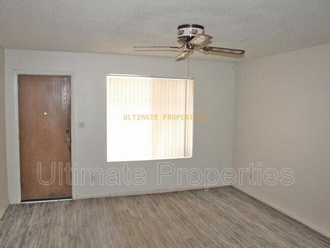 Building Photo - 4126 W Colter St