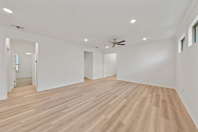 Building Photo - 7228 Caladium Dr