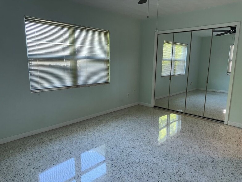 Building Photo - 10189 106th Terrace