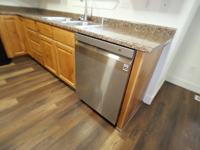 Building Photo - 7552 Lexi Loop