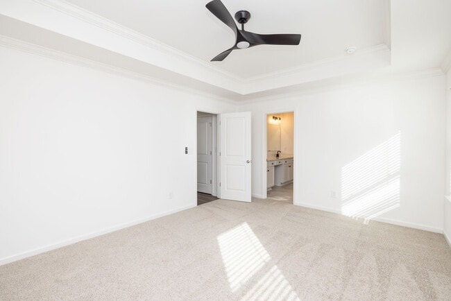 Building Photo - NEW 4BD/3BTH HOUSE- STONEBRIDGE FAIRWAYS COMMUNITY