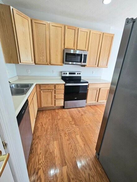 Building Photo - 4161 Tangletree Ct