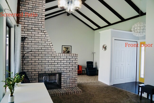 Building Photo - 1303 Kingsridge Ct