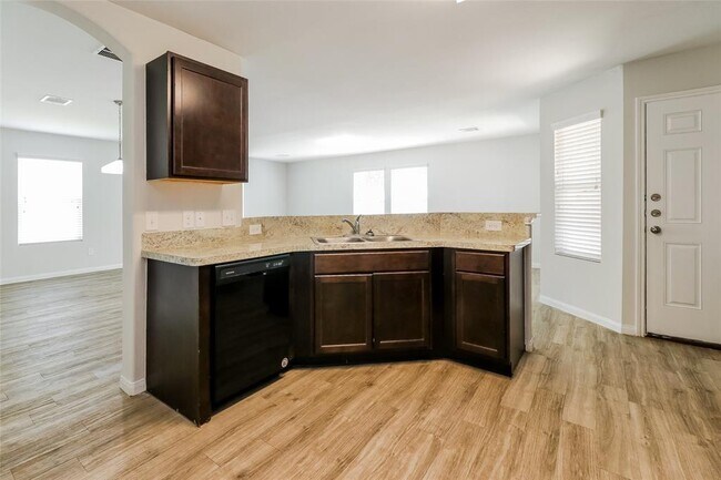 Building Photo - 341 N Meadows Dr