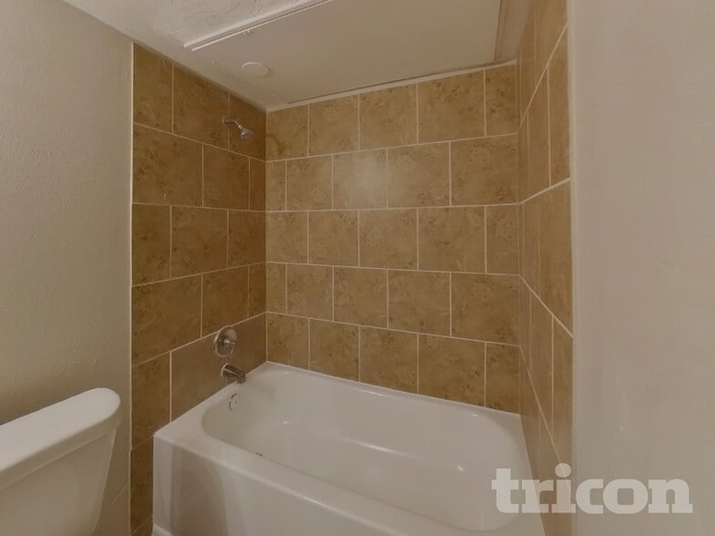 Building Photo - 5612 Cherilee Ln