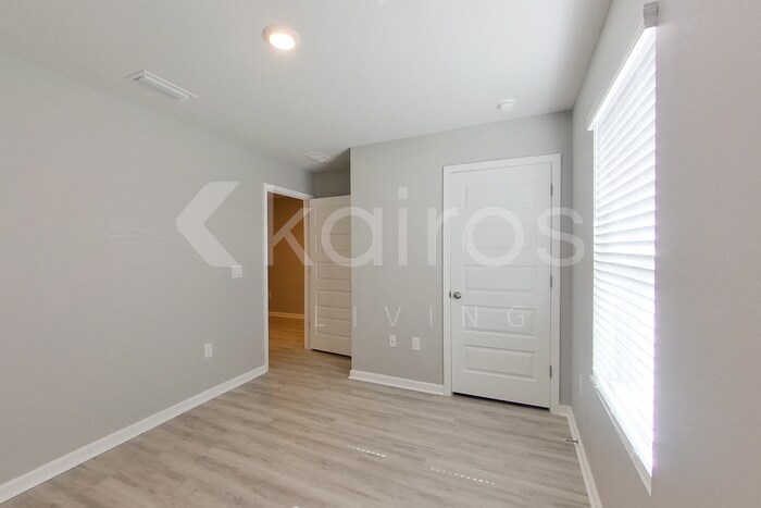 Building Photo - 4758 Malay Cir