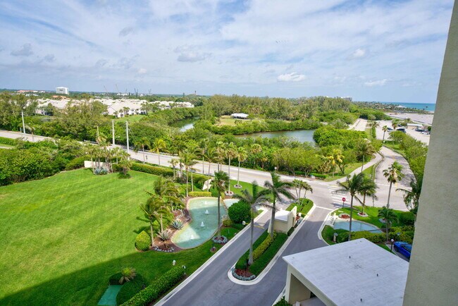 Building Photo - 400 Ocean Trail Way