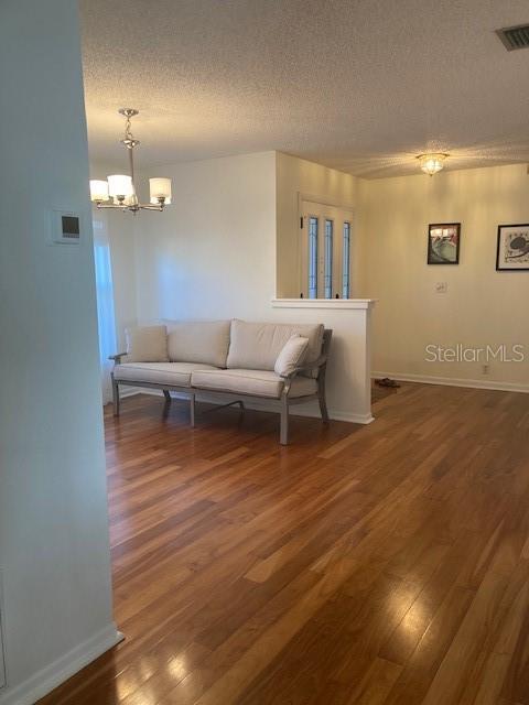 Building Photo - 1050 Wexford Leas Blvd