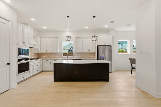 Building Photo - 13803 Cerezo Creek Pointe Dr