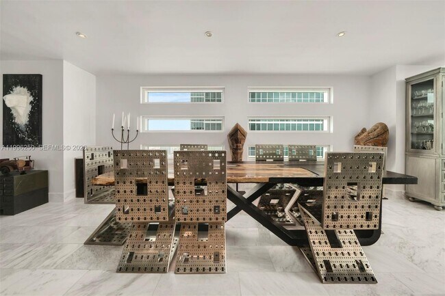 Building Photo - 1040 Biscayne Blvd