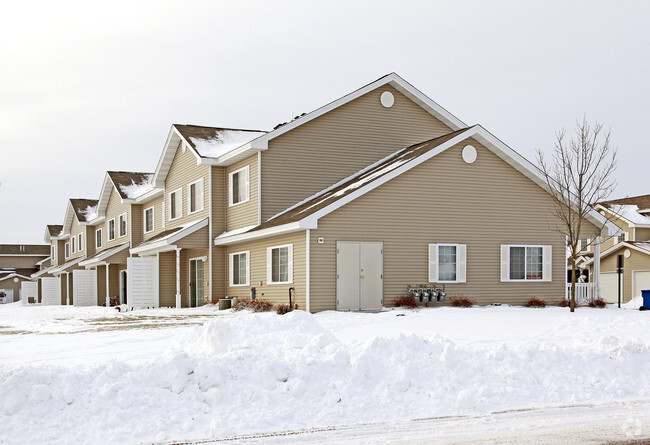 Primary Photo - Pheasant Crest Townhomes