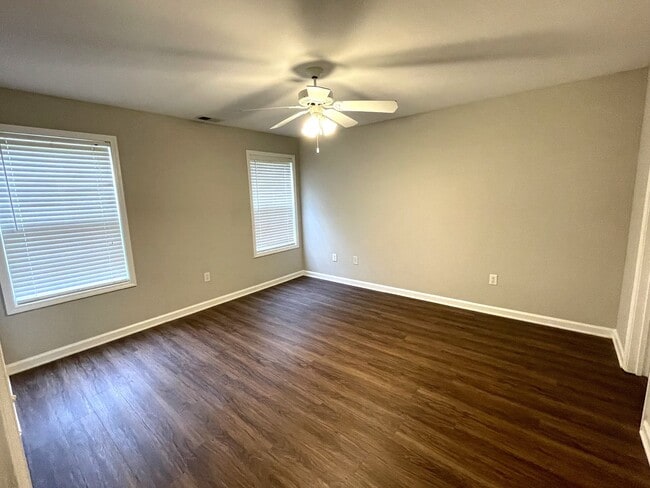 Building Photo - East Athens 4br house FOR RENT