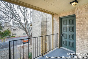 Building Photo - 11843 Braesview