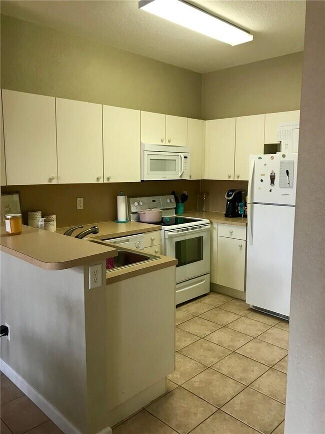 Building Photo - 1306 N Santa Catalina Cir