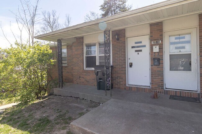 Building Photo - 2510 Quail Dr