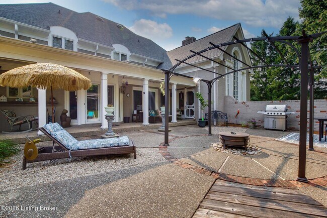 Building Photo - 4017 Woodstone Way