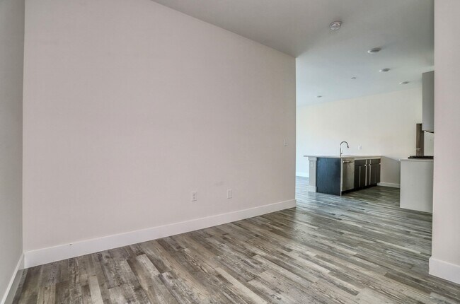 Building Photo - 140 Avenue B
