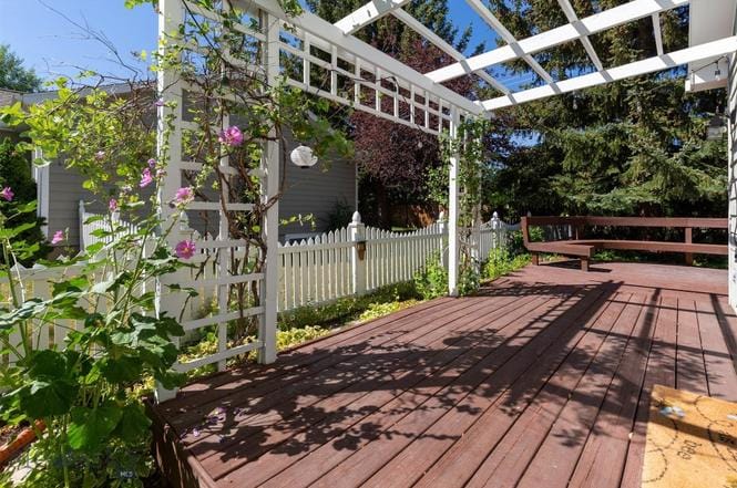 Building Photo - 3155 Fieldstone Dr W