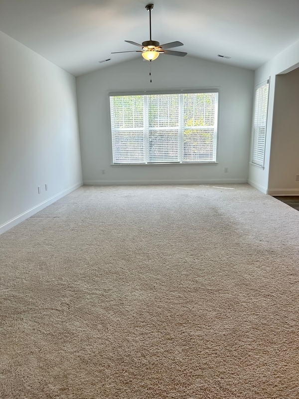 Building Photo - 241 Abelia Mdws Dr