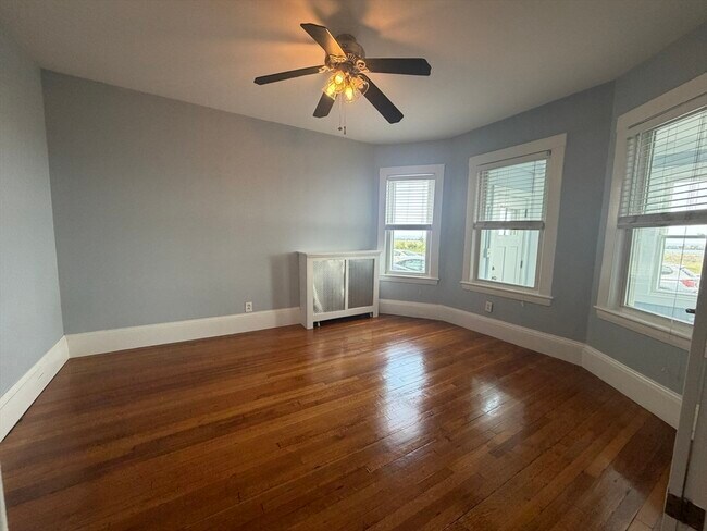 Building Photo - 53 Winthrop Shore Dr