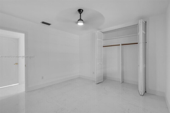 Building Photo - 7021 SW 107th St