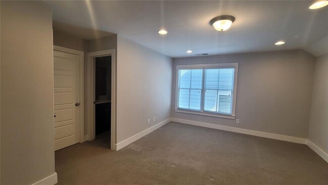 Building Photo - 983 Azalee Wharton Ave NW