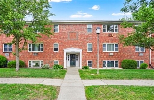 Building Photo - 272 Regency Park Dr