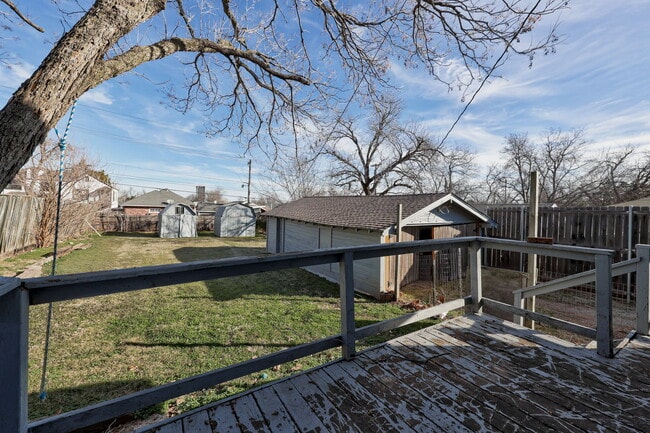 Building Photo - 1715 NW 38th St