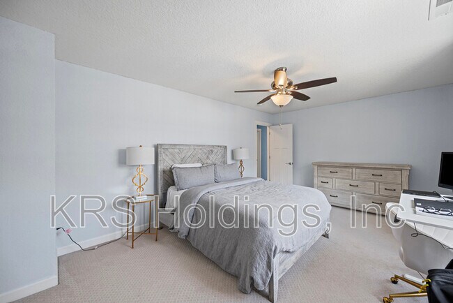 Building Photo - 9553 14th Bay St