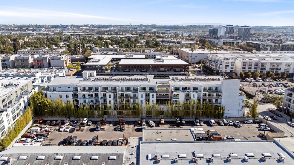 Building Photo - 4140 Glencoe Ave